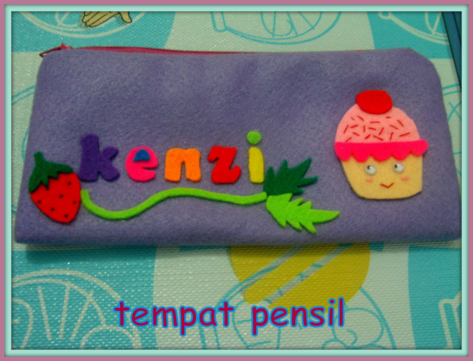 TEMPAT PENSIL CANTIK d=(´ )=b Karlina Flanel